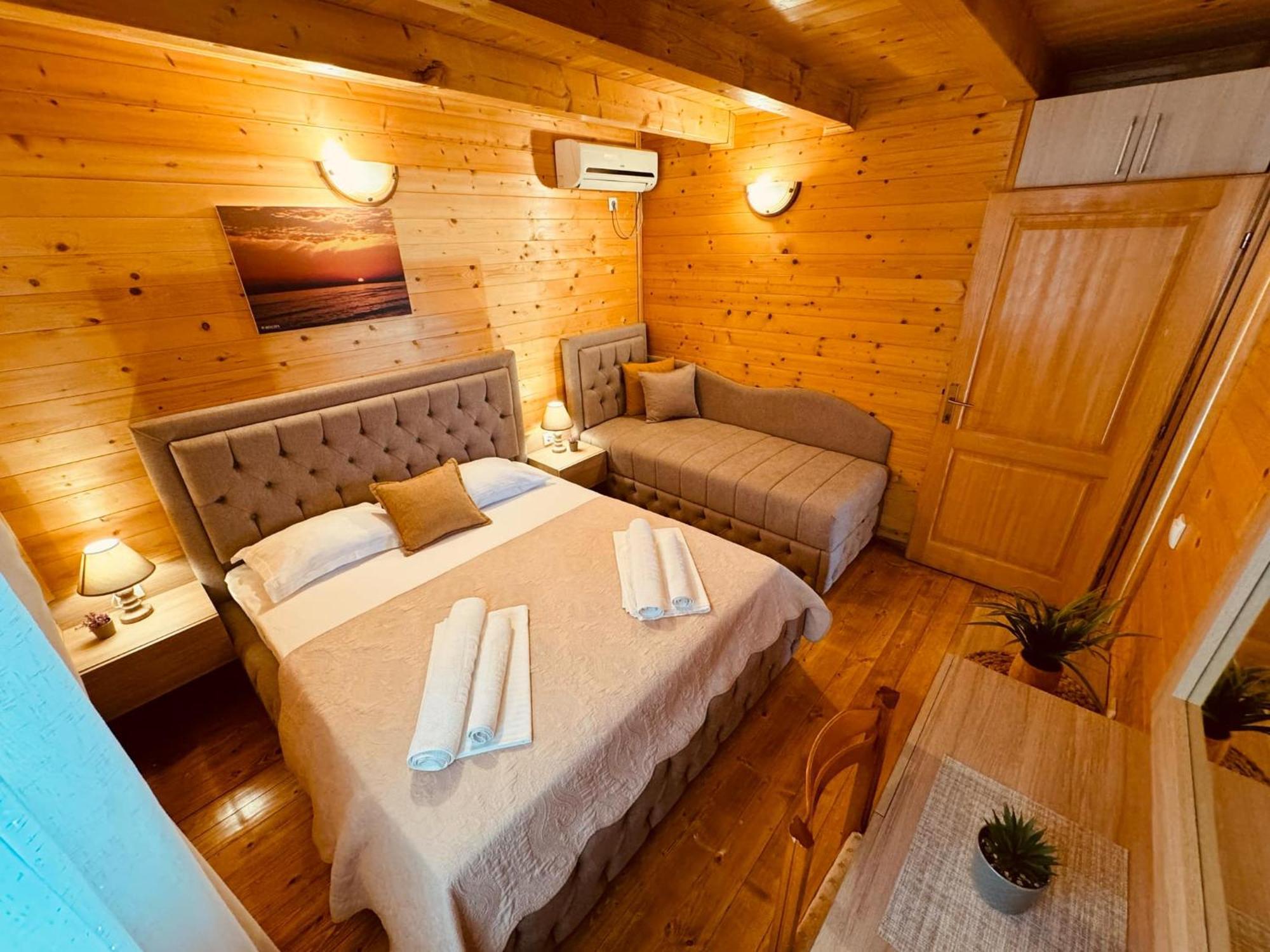 Apart Hotel Llolla Ulcinj Buitenkant foto