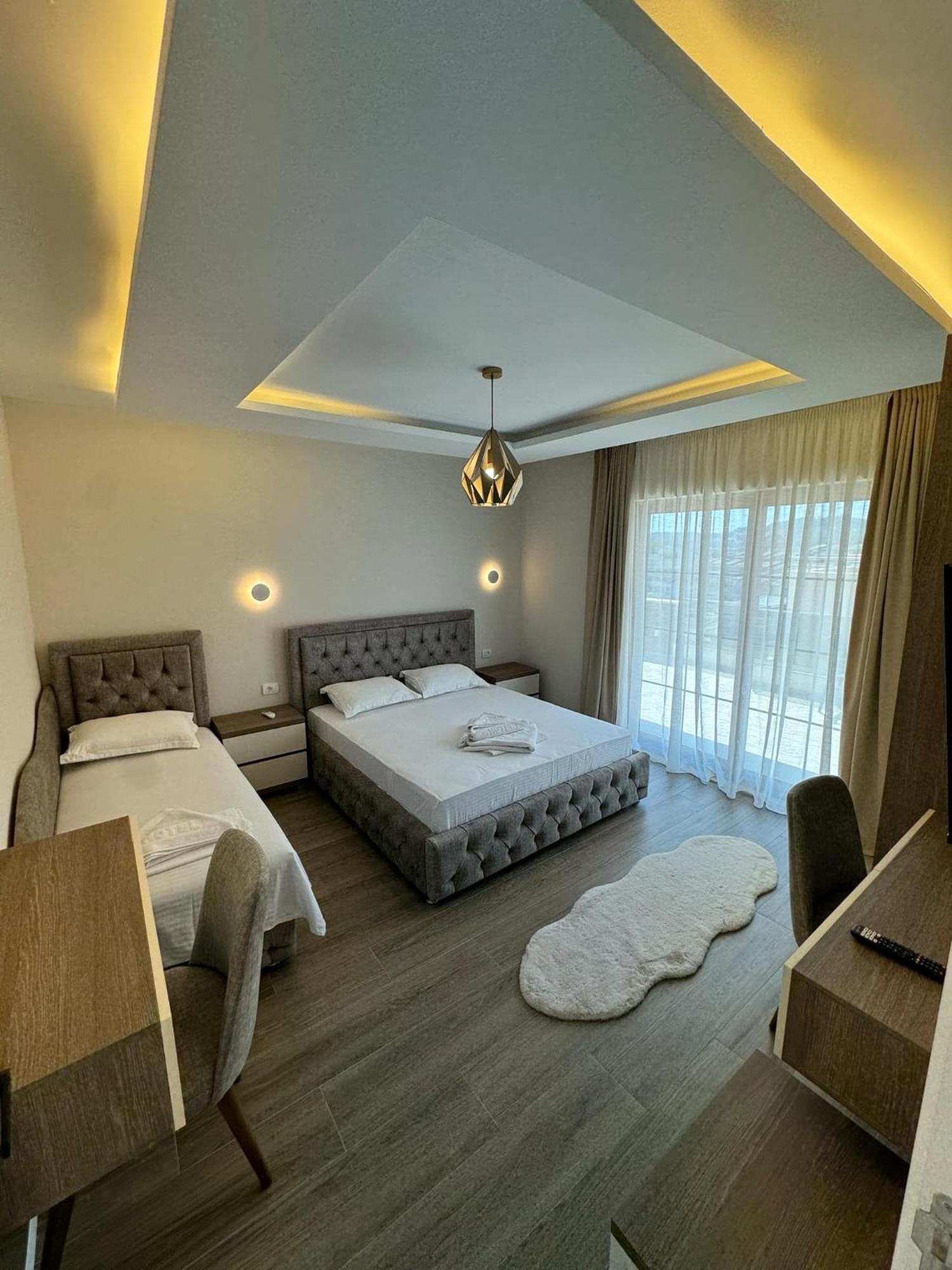 Apart Hotel Llolla Ulcinj Buitenkant foto