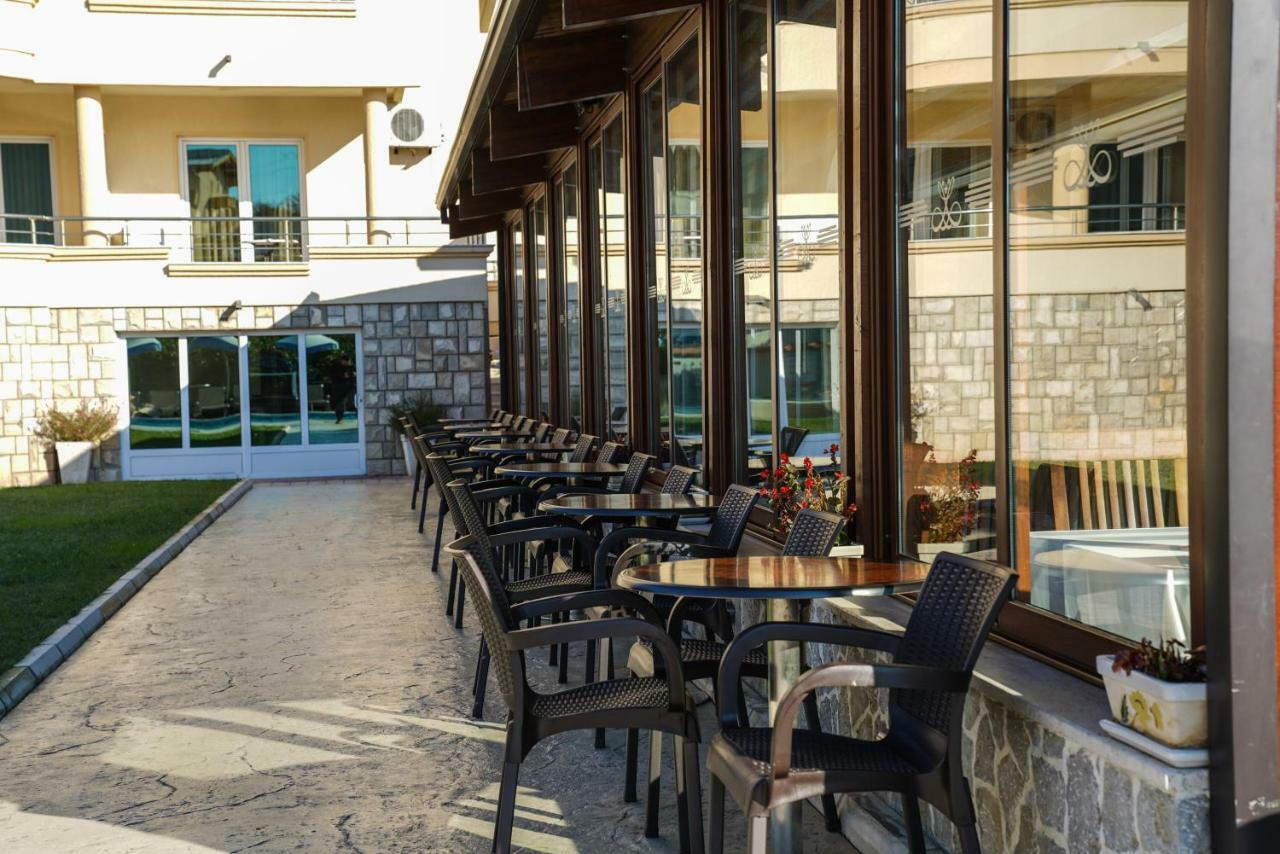 Apart Hotel Llolla Ulcinj Buitenkant foto