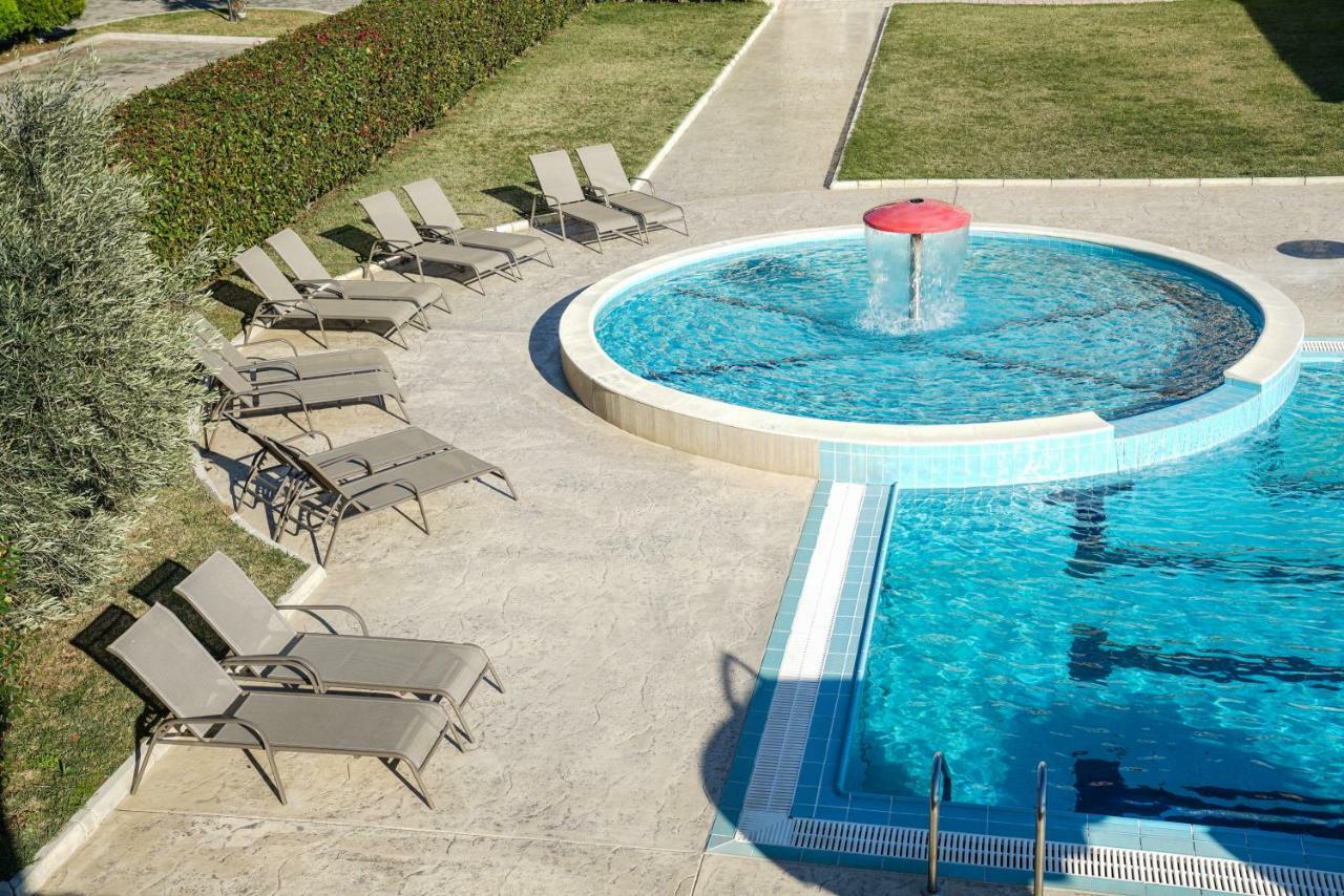 Apart Hotel Llolla Ulcinj Buitenkant foto